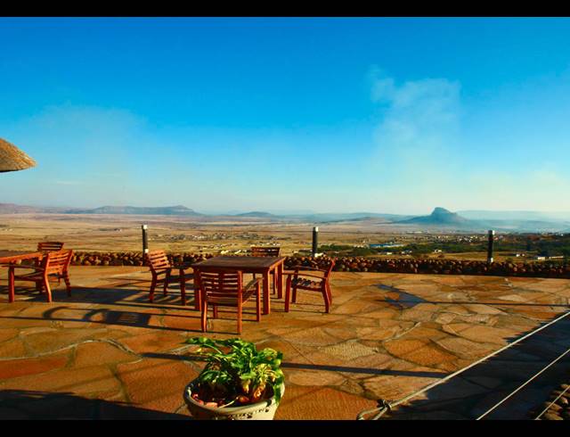 2,650M² LODGE FOR SALE IN SUNRISE